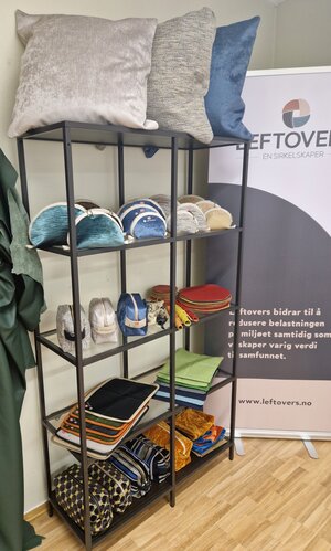 Fatima Myrseth, Jorun Pedersen, Lisbeth Berg og Hans Tangen. - Klikk for stort bilde